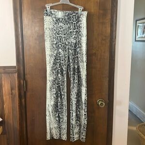 Wide leg snake print pants